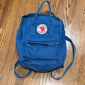 FjallRaven Kånken Blue Backpack